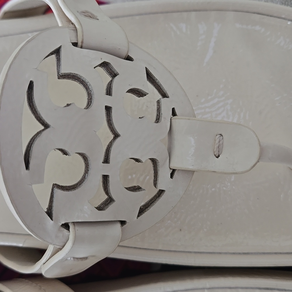 Tory Burch Women's Cream Patent Leather Miller Platform Sandals New W/box - Picture 3 of 4